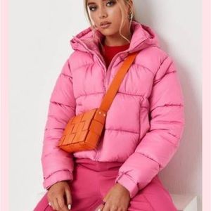 LAST CHANCE - Misguided hot pink puffer jacket